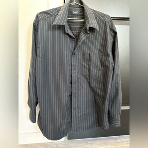 Men’s pinstriped button down dress shirt